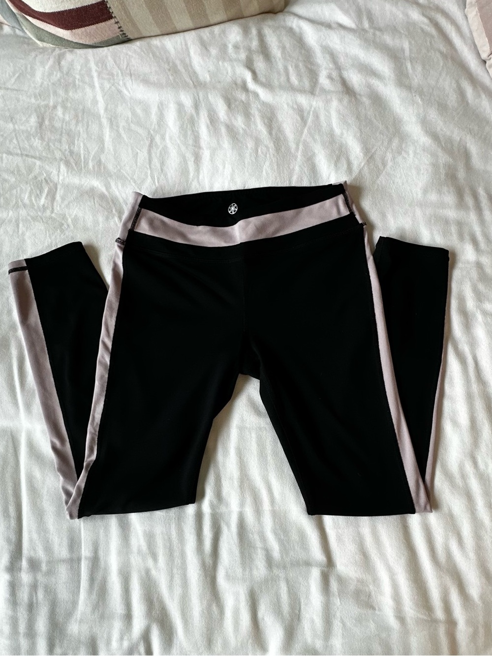 Gaiam Black Pink Side Stripe Yoga Leggings Size S